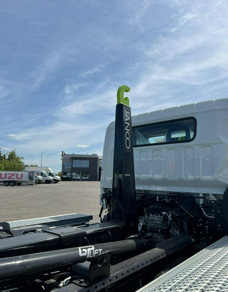Camion ampliroll neuf Mitsubishi Fuso: photos 6 Camion ampliroll neuf Mitsubishi Fuso: photos 6