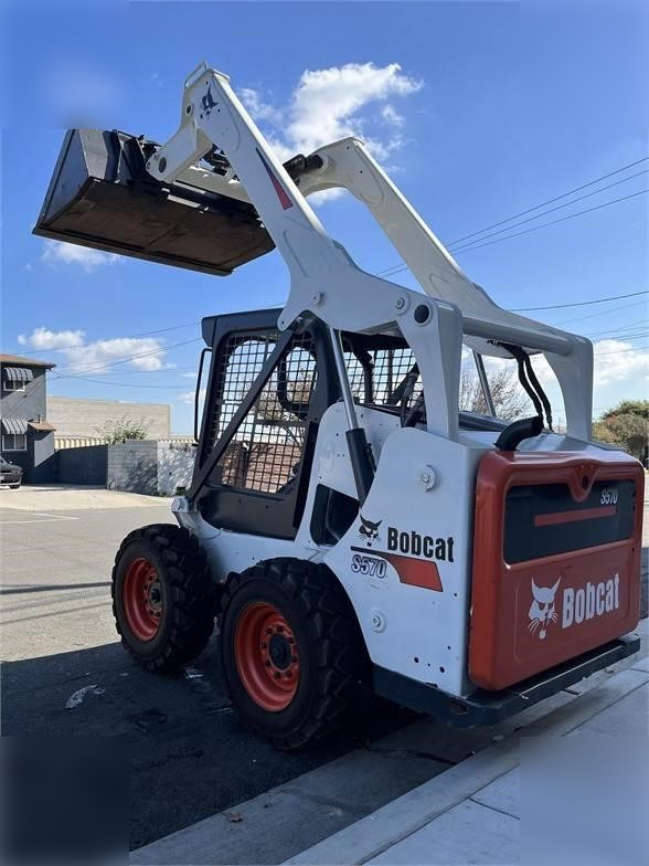 BOBCAT S590 - Mini chargeuse: photos 2 BOBCAT S590 - Mini chargeuse: photos 2