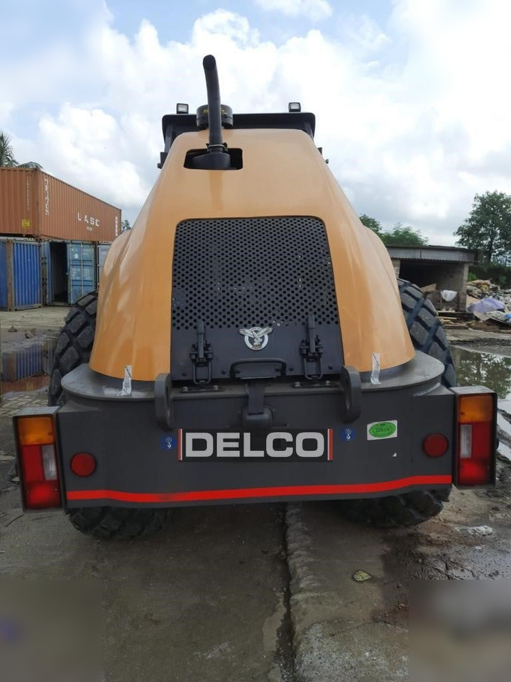 Compacteur neuf CASE 1107EX: photos 8