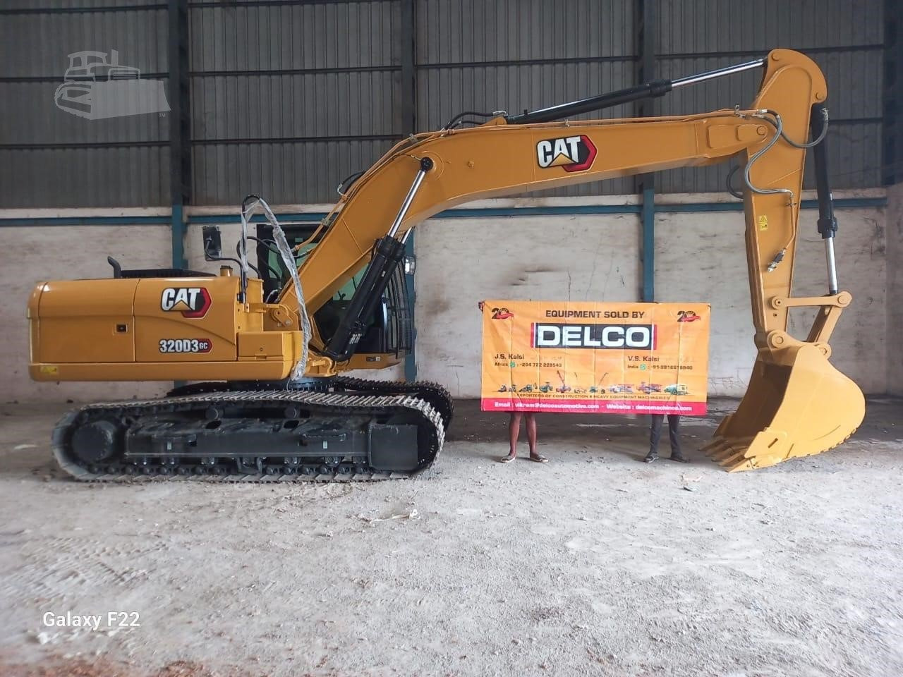 CATERPILLAR 320D3GC - Pelle sur chenille: photos 1 CATERPILLAR 320D3GC - Pelle sur chenille: photos 1