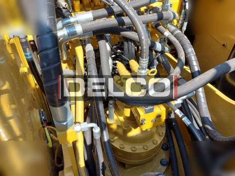 CATERPILLAR 323D3 — crédit-bail CATERPILLAR 323D3: photos 11