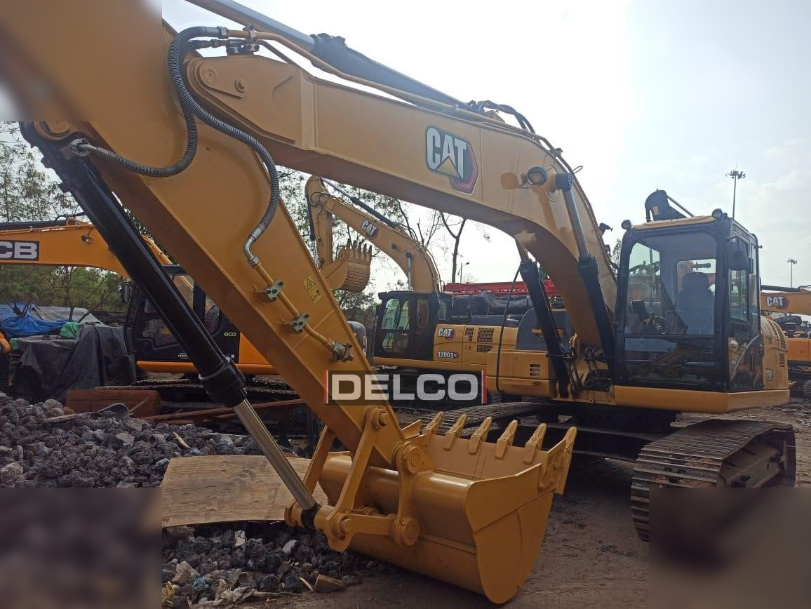 Pelle sur chenille neuf CATERPILLAR 323D3: photos 15