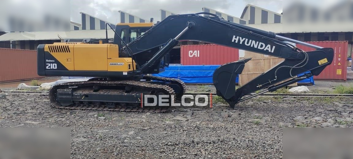 HYUNDAI ROBEX 210 - Pelle sur chenille: photos 5 HYUNDAI ROBEX 210 - Pelle sur chenille: photos 5