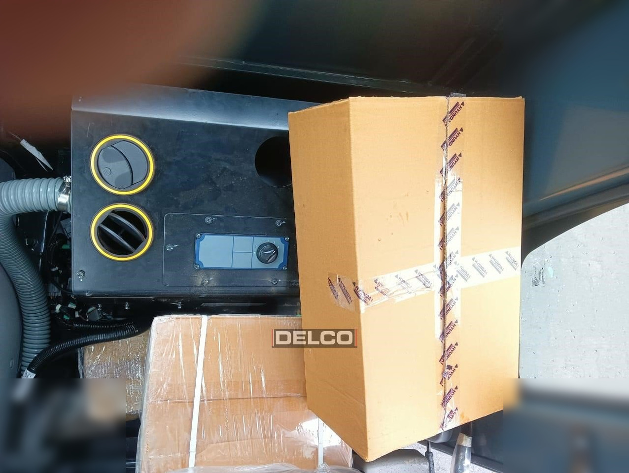 Pelle sur chenille neuf HYUNDAI ROBEX 215L SMART: photos 16 Pelle sur chenille neuf HYUNDAI ROBEX 215L SMART: photos 16