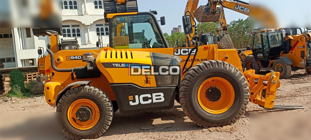 Chariot télescopique neuf JCB 540-70: photos 6