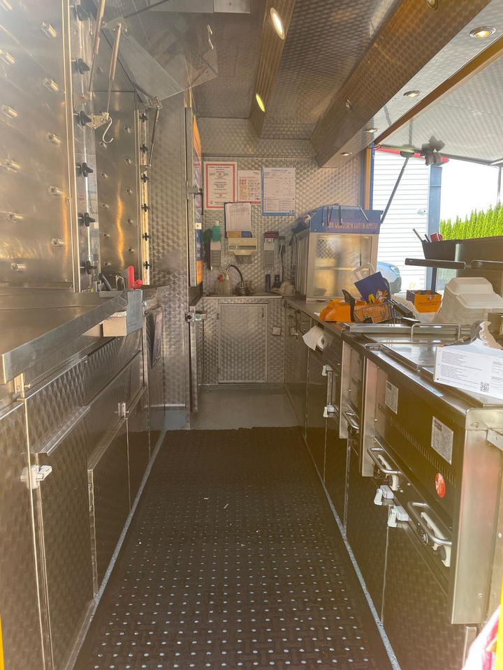 Fiat Hähnchengrill mobil Foodtruck - Camion magasin: photos 5 Fiat Hähnchengrill mobil Foodtruck - Camion magasin: photos 5