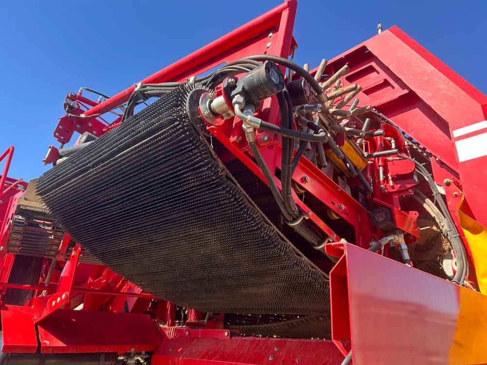Grimme SE 260 UB - Arracheuse de pommes de terre: photos 4 Grimme SE 260 UB - Arracheuse de pommes de terre: photos 4