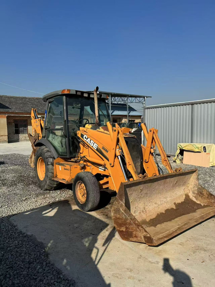 CASE 580 - Tractopelle: photos 1 CASE 580 - Tractopelle: photos 1