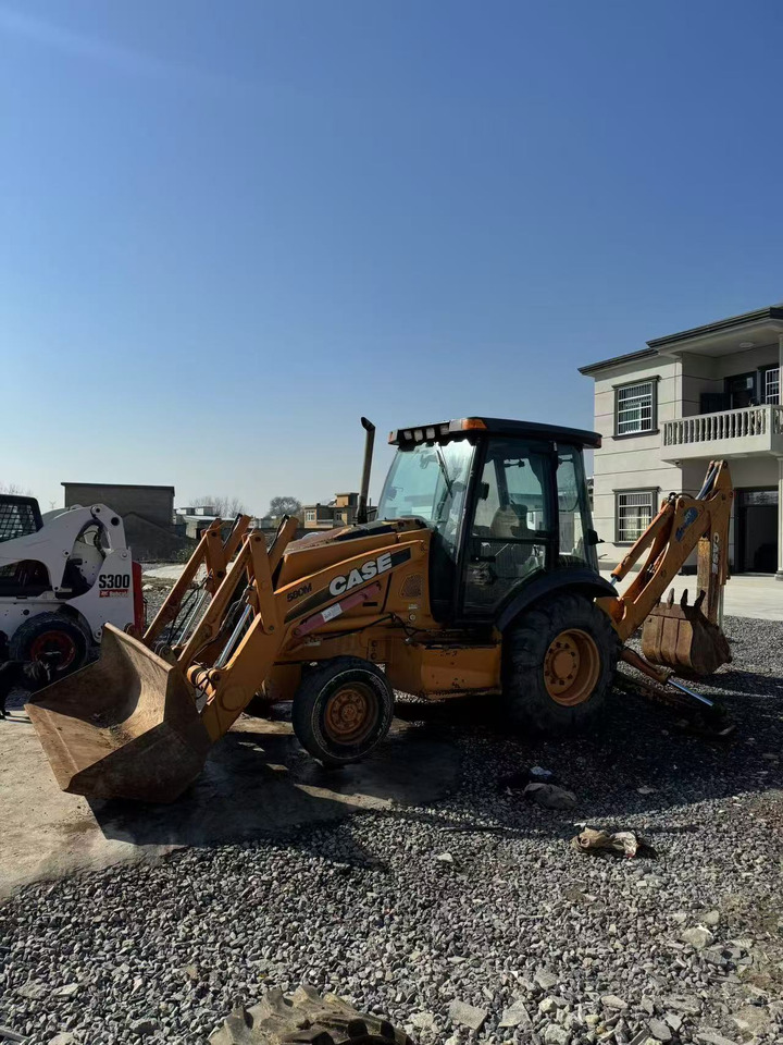 CASE 580 - Tractopelle: photos 4 CASE 580 - Tractopelle: photos 4