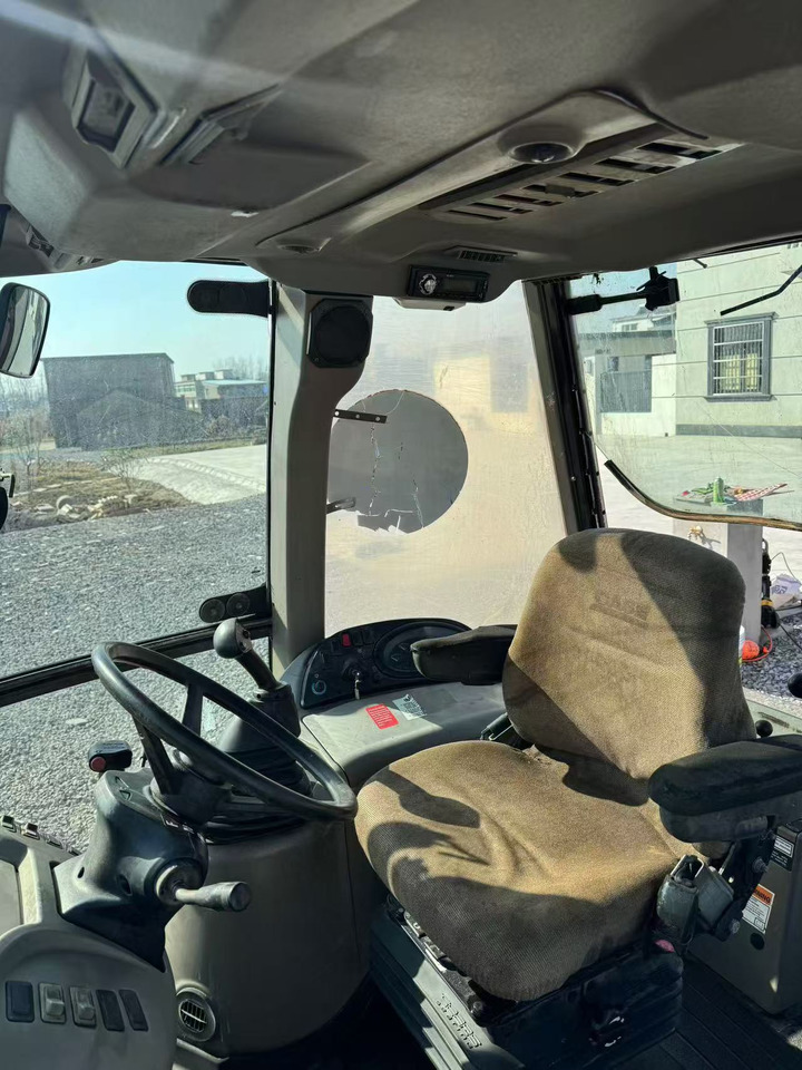 Tractopelle CASE 580: photos 6 Tractopelle CASE 580: photos 6