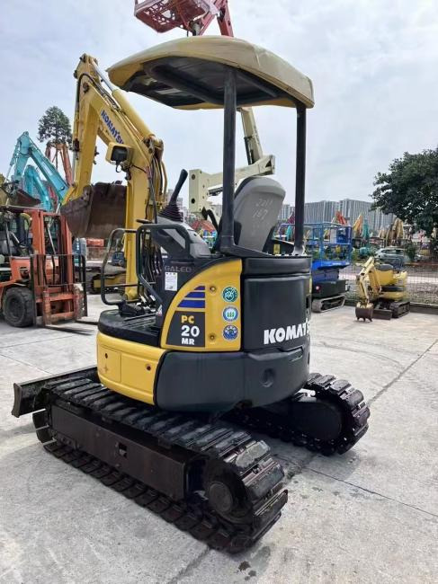 Komatsu PC20 - Mini pelle: photos 3 Komatsu PC20 - Mini pelle: photos 3