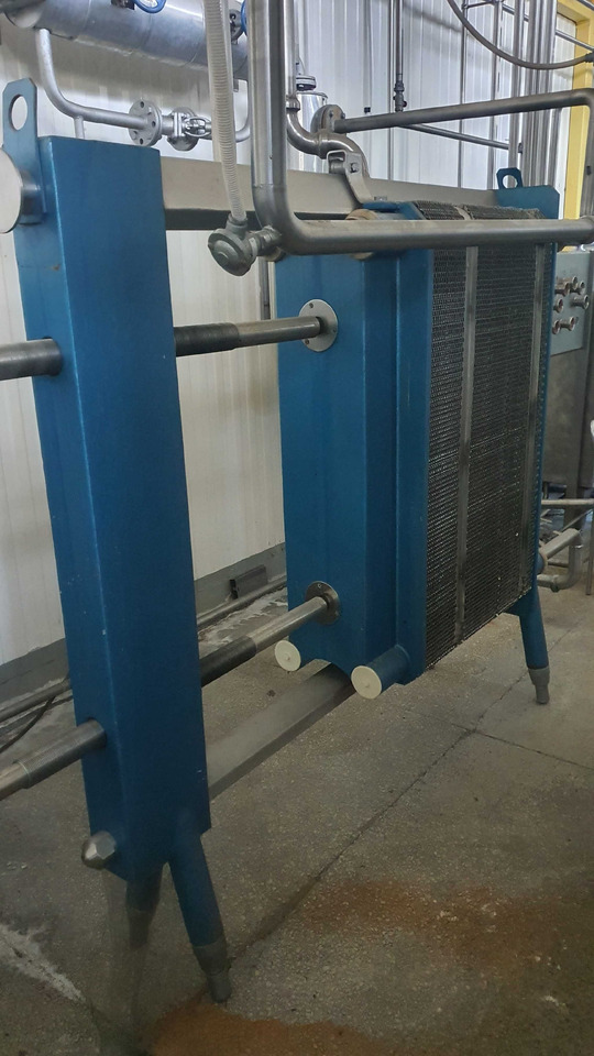 Wymiennik ciepła Spomasz Bełężyce 3500 l/h 10.000 zł + 23% VAT - Réchauffeur de construction: photos 3 Wymiennik ciepła Spomasz Bełężyce 3500 l/h 10.000 zł + 23% VAT - Réchauffeur de construction: photos 3