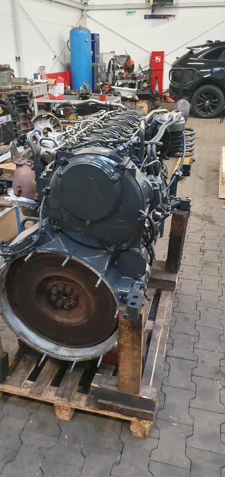 Blok silnik Cursor 9 euro 6 5 Gwarancja Montaz Class Case New Holland - Bloc-cylindres pour Camion: photos 3 Blok silnik Cursor 9 euro 6 5 Gwarancja Montaz Class Case New Holland - Bloc-cylindres pour Camion: photos 3