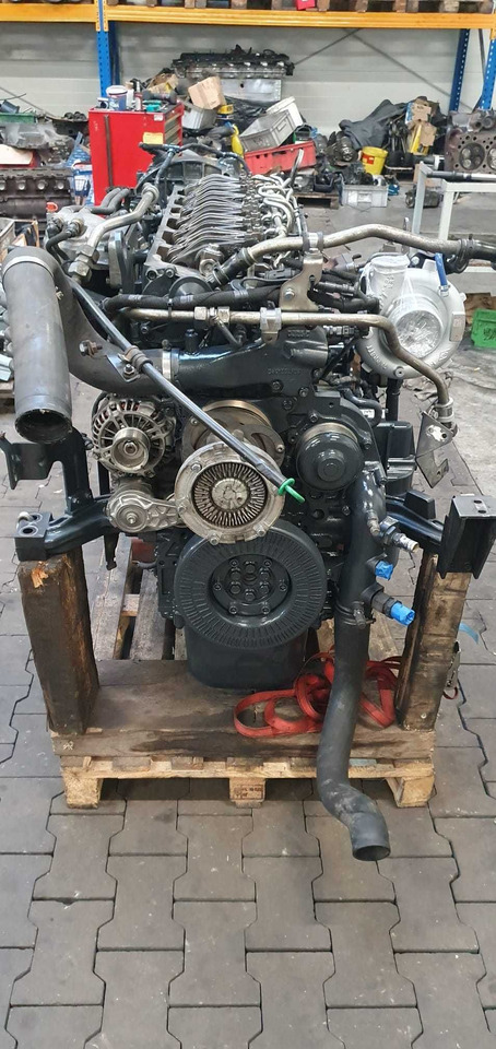 Blok silnik Cursor 9 euro 6 5 Gwarancja Montaz Class Case New Holland - Bloc-cylindres pour Camion: photos 2 Blok silnik Cursor 9 euro 6 5 Gwarancja Montaz Class Case New Holland - Bloc-cylindres pour Camion: photos 2