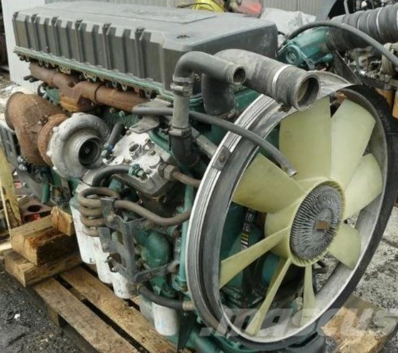 Silnik Volvo D12A Renault Gwarancja Montaz - Moteur: photos 1 Silnik Volvo D12A Renault Gwarancja Montaz - Moteur: photos 1