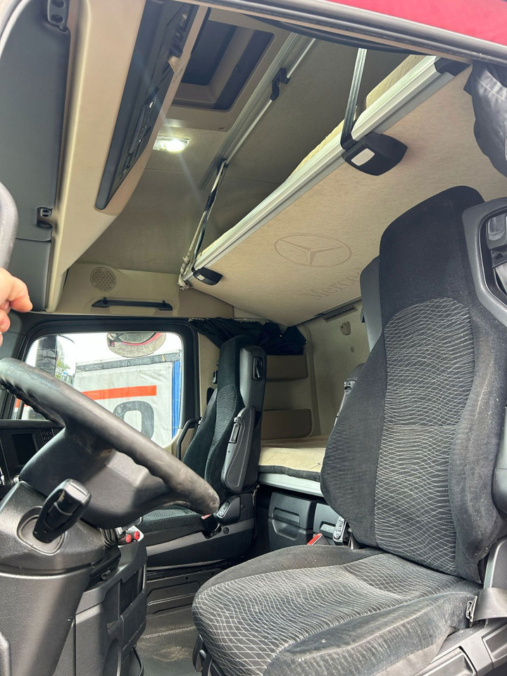 Tracteur routier Mercedes-Benz Actros Euro 6 / BJ. 2015 / APK: photos 6