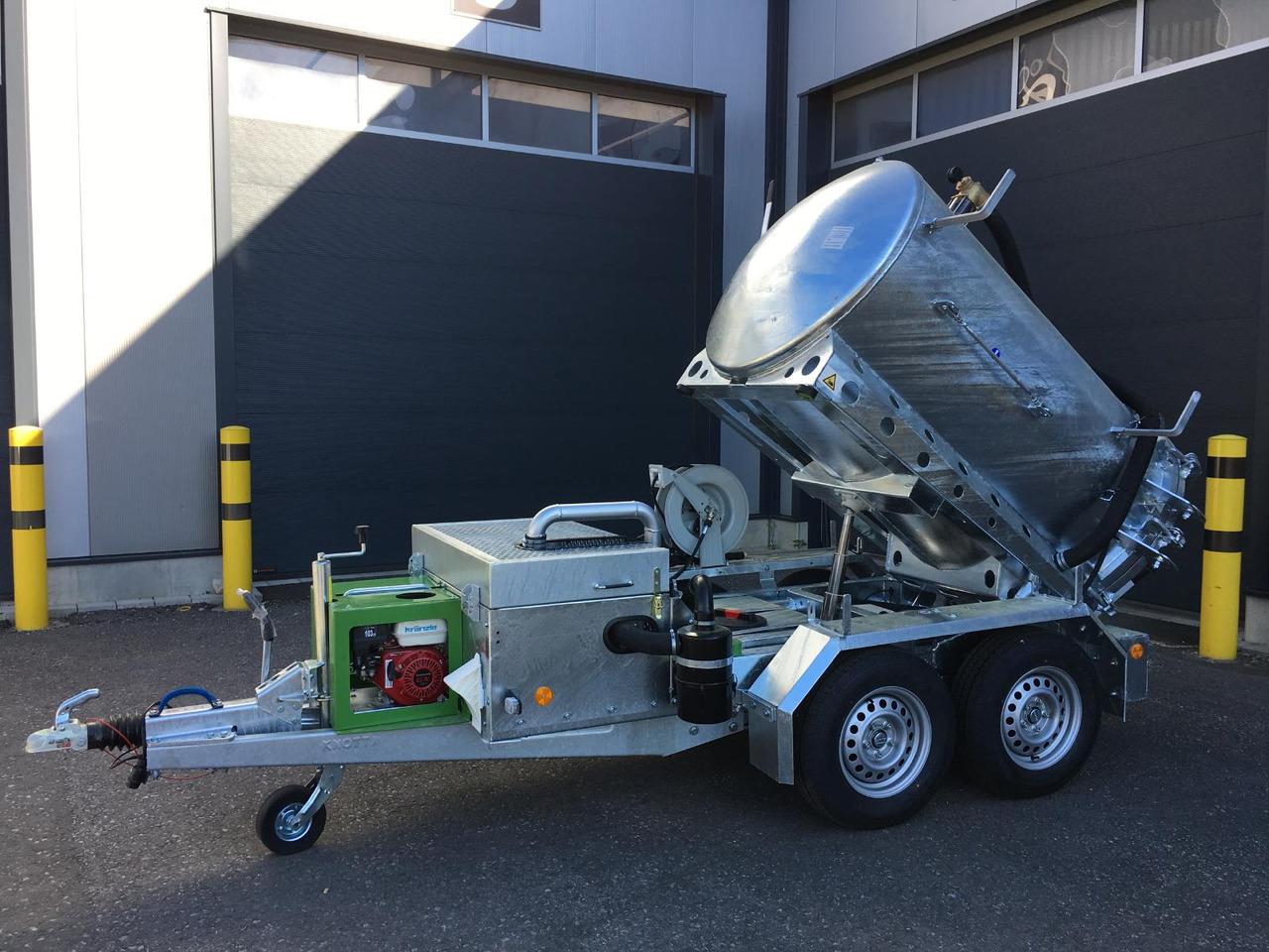 M-Vac 1,8m³ *Kippbar* Vakuum-Saugsystem / Saugfass / Sauganhänger / Saughänger M-Vac Reinigungskit - Camion vidangeur: photos 3 M-Vac 1,8m³ *Kippbar* Vakuum-Saugsystem / Saugfass / Sauganhänger / Saughänger M-Vac Reinigungskit - Camion vidangeur: photos 3