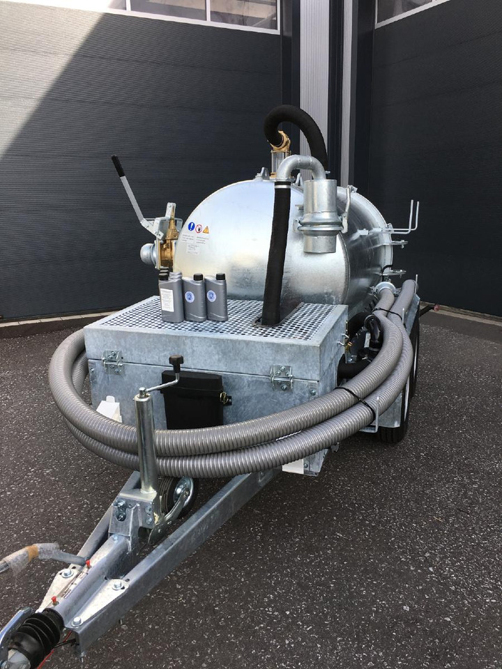 M-Vac 1500 / vacuum system for absorb mud and liquids - Camion vidangeur: photos 5 M-Vac 1500 / vacuum system for absorb mud and liquids - Camion vidangeur: photos 5