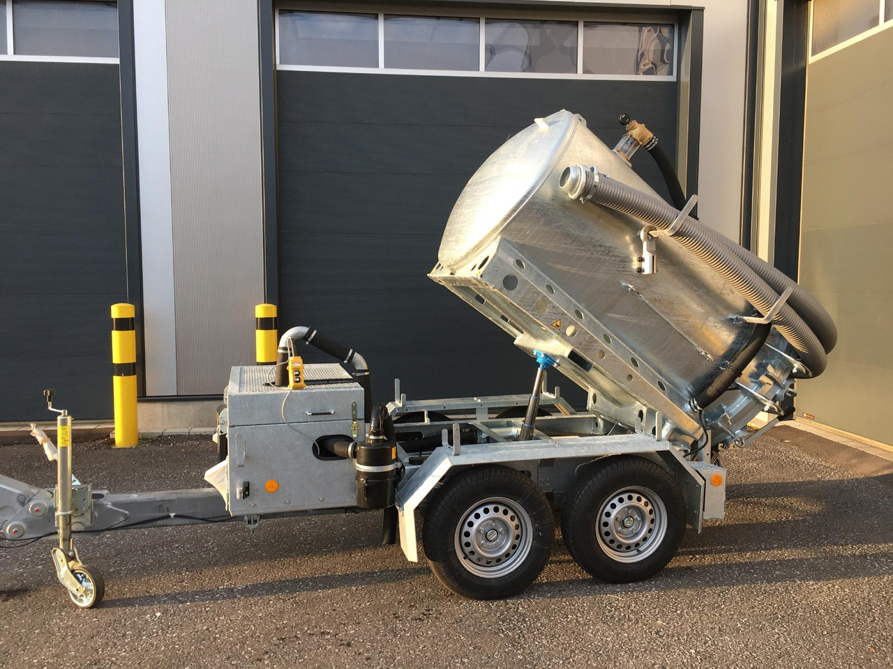 S-Vac 2200 Multi S-Vac 2200l Multi vacuum system / vacuum container — crédit-bail S-Vac 2200 Multi S-Vac 2200l Multi vacuum system / vacuum container: photos 8 S-Vac 2200 Multi S-Vac 2200l Multi vacuum system / vacuum container — crédit-bail S-Vac 2200 Multi S-Vac 2200l Multi vacuum system / vacuum container: photos 8