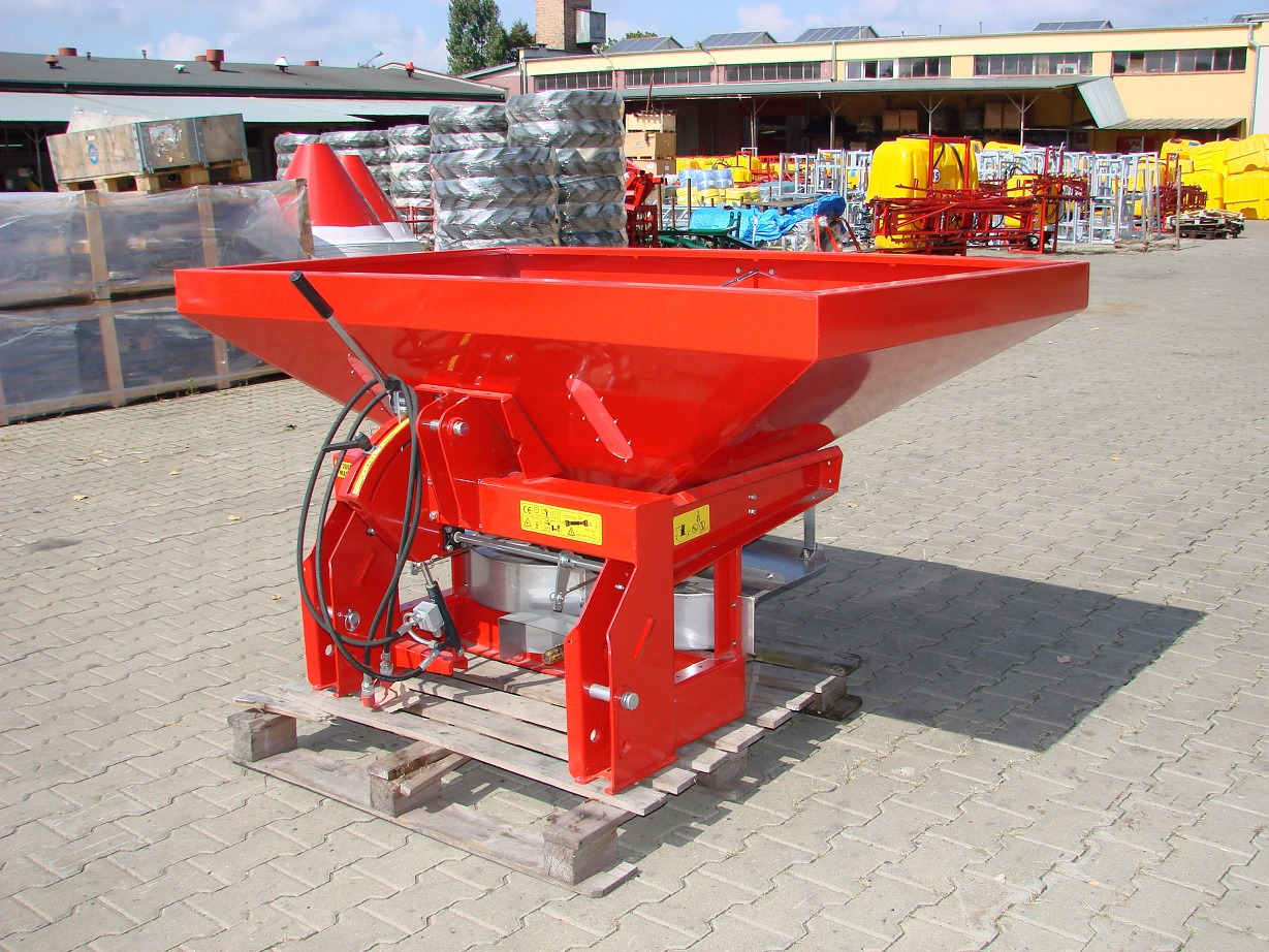 JAR-MET Düngerstreuer / Fertilizer spreader / Epandeur d'engrais / Rozsiewacz nawozów 1200 kg - Distributeur d'engrais: photos 1 JAR-MET Düngerstreuer / Fertilizer spreader / Epandeur d'engrais / Rozsiewacz nawozów 1200 kg - Distributeur d'engrais: photos 1