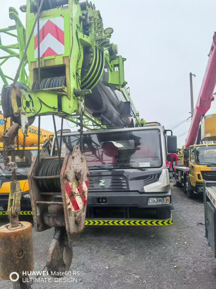 ZOOMLION ZOOMLION  - Grue mobile: photos 1 ZOOMLION ZOOMLION  - Grue mobile: photos 1