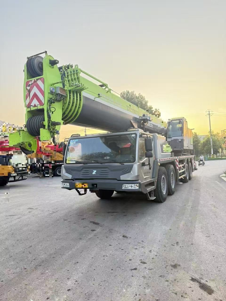 ZOOMLION ZOOMLION ZOOMLION  - Grue mobile: photos 1 ZOOMLION ZOOMLION ZOOMLION  - Grue mobile: photos 1