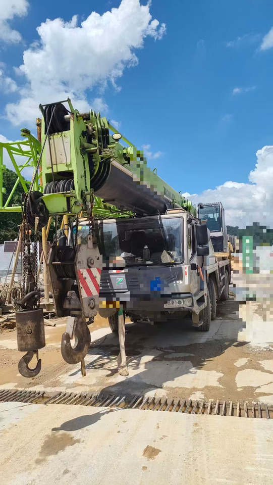 ZOOMLION ZOOMLION ZOOMLION  - Grue mobile: photos 1 ZOOMLION ZOOMLION ZOOMLION  - Grue mobile: photos 1