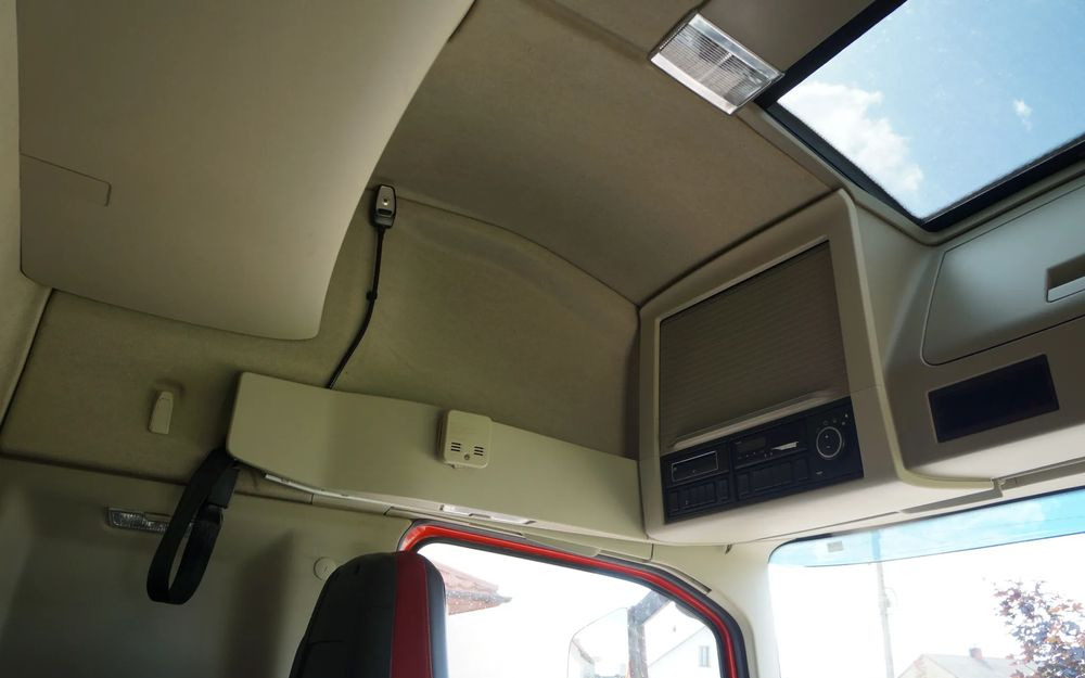 Tracteur routier Volvo FH 4 EURO 6 GLOBETROTTER NISKI PRZEBIEG PEŁEN SERWIS: photos 16