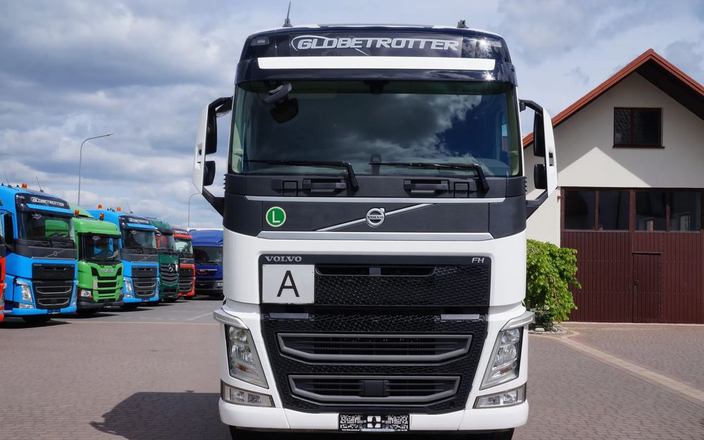Volvo FH 460 6X2 HAKOWIEC MEILLER RK 20.70 OŚ SKRĘTNA I PODNOSZONA - Camion ampliroll: photos 2 Volvo FH 460 6X2 HAKOWIEC MEILLER RK 20.70 OŚ SKRĘTNA I PODNOSZONA - Camion ampliroll: photos 2