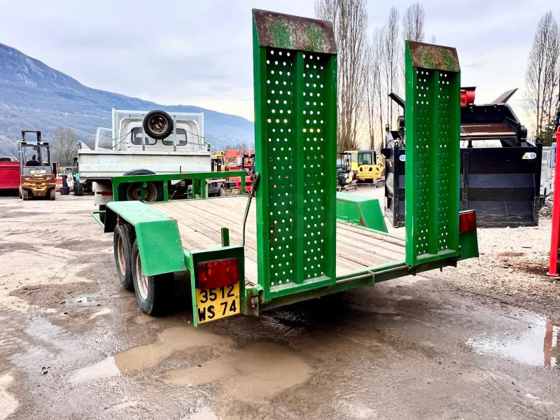 Bouveret R23200 REMORQUE PORTE ENGIN 2 ESSIEUX 3,2T - Remorque porte-engin surbaissée: photos 3 Bouveret R23200 REMORQUE PORTE ENGIN 2 ESSIEUX 3,2T - Remorque porte-engin surbaissée: photos 3