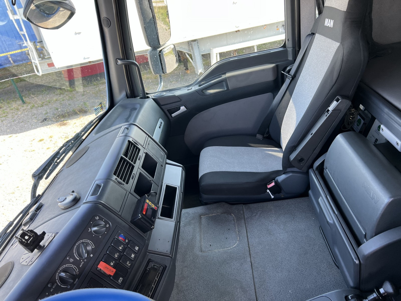 Tracteur routier MAN TGA 18.440: photos 22 Tracteur routier MAN TGA 18.440: photos 22