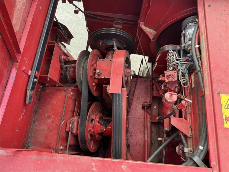 Accessoire de matériels de récolte Case Axial-Flow Case Axial Flow 2166 c/w 1030 Header: photos 19 Accessoire de matériels de récolte Case Axial-Flow Case Axial Flow 2166 c/w 1030 Header: photos 19