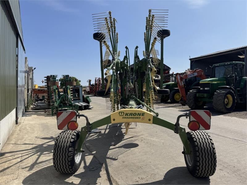 Krone Swadro TC760 Twin Rotor Rake - Faneuse: photos 4 Krone Swadro TC760 Twin Rotor Rake - Faneuse: photos 4