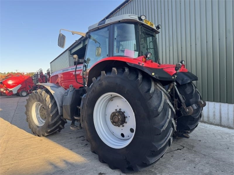 Massey Ferguson 8480 Dyna-VT - Tracteur agricole: photos 4 Massey Ferguson 8480 Dyna-VT - Tracteur agricole: photos 4