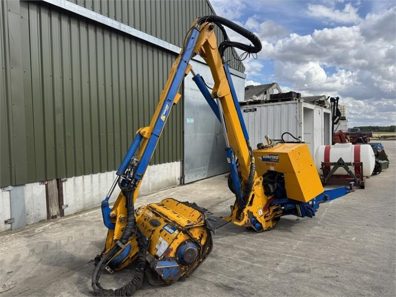 Bomford Turner B81-81T Hedge Cutter - Matériel forestier: photos 2 Bomford Turner B81-81T Hedge Cutter - Matériel forestier: photos 2