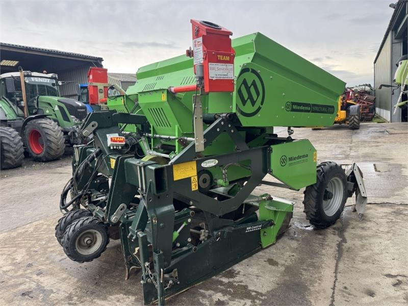 Miedema Structural MS2000 2 Row Planter - Planteuse de pommes de terre: photos 3 Miedema Structural MS2000 2 Row Planter - Planteuse de pommes de terre: photos 3