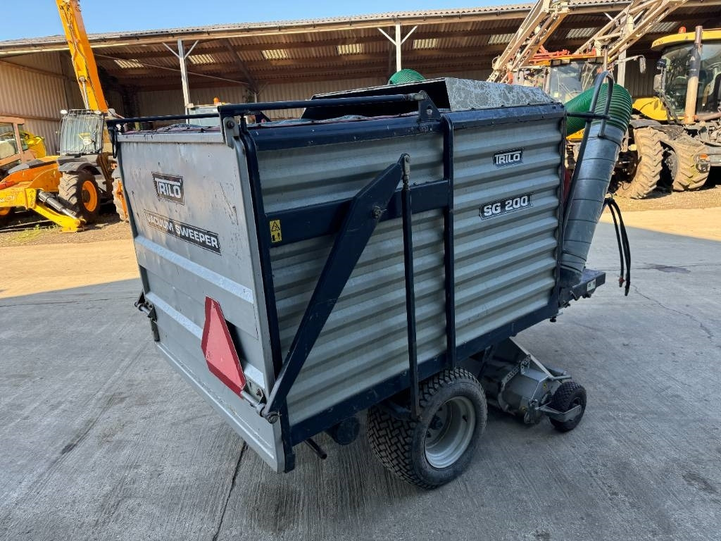 Trilo SG 200 Vacuum/Sweeper - Autochargeuse: photos 5 Trilo SG 200 Vacuum/Sweeper - Autochargeuse: photos 5