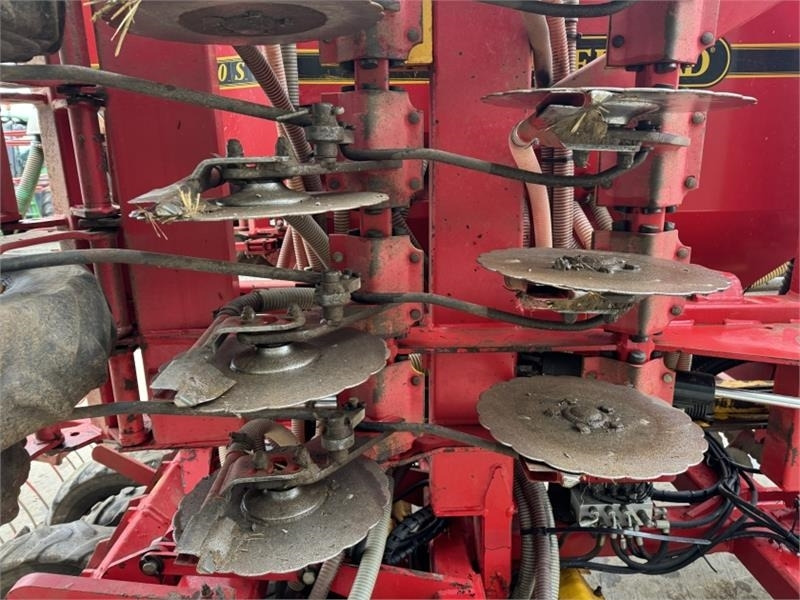 Vaderstad Rapid A600s 6m Seed Drill  — crédit-bail Vaderstad Rapid A600s 6m Seed Drill: photos 18