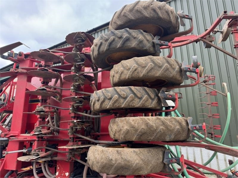 Vaderstad Rapid A600s 6m Seed Drill  — crédit-bail Vaderstad Rapid A600s 6m Seed Drill: photos 8