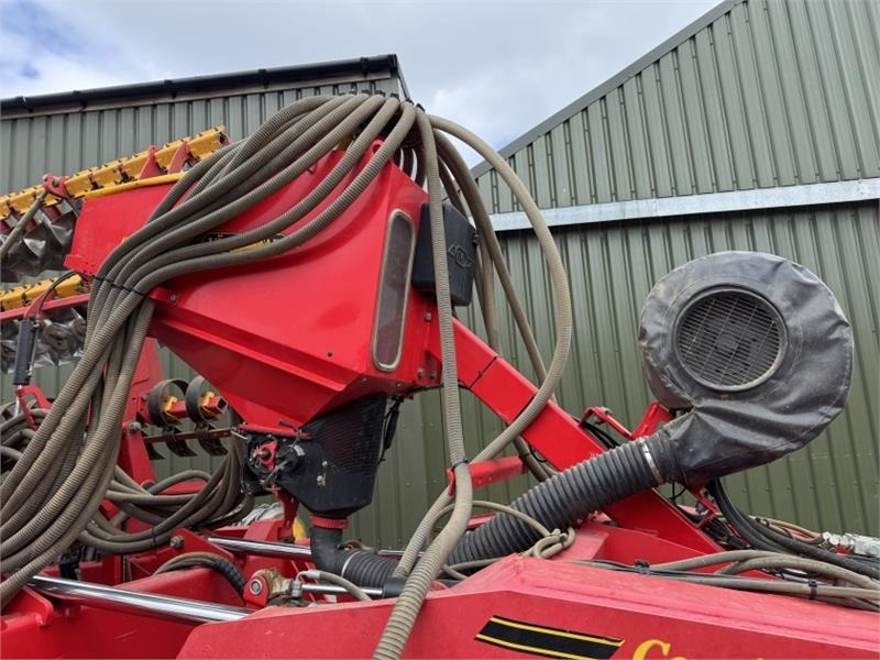 Vaderstad Vaderstad Bio Drill 360 - Combiné de semis: photos 1 Vaderstad Vaderstad Bio Drill 360 - Combiné de semis: photos 1