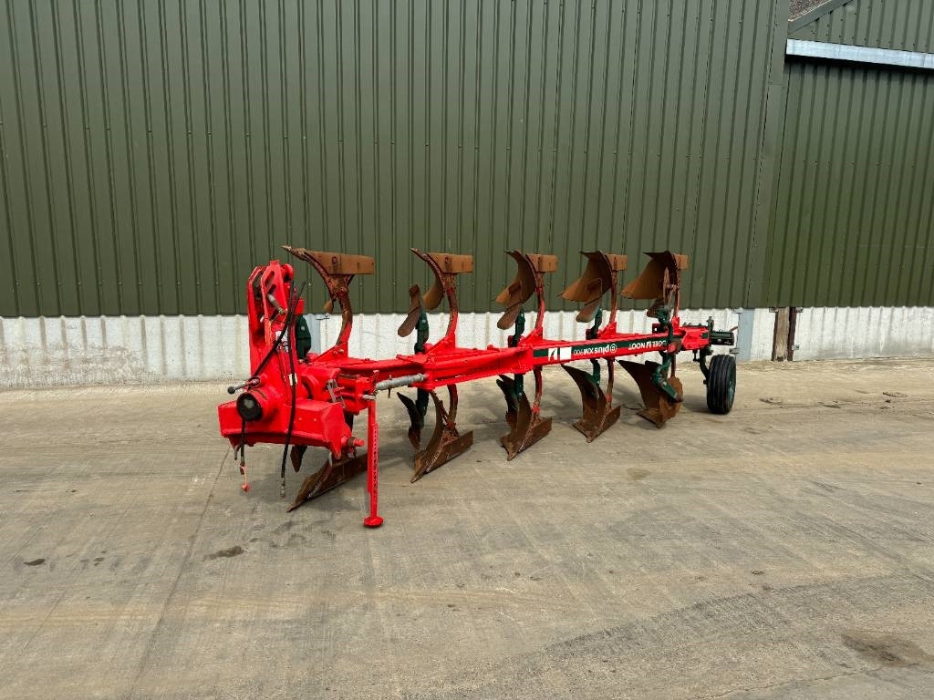 Vogel & Noot Plus Xm 900 5 Furrow Plough - Charrue: photos 1 Vogel & Noot Plus Xm 900 5 Furrow Plough - Charrue: photos 1