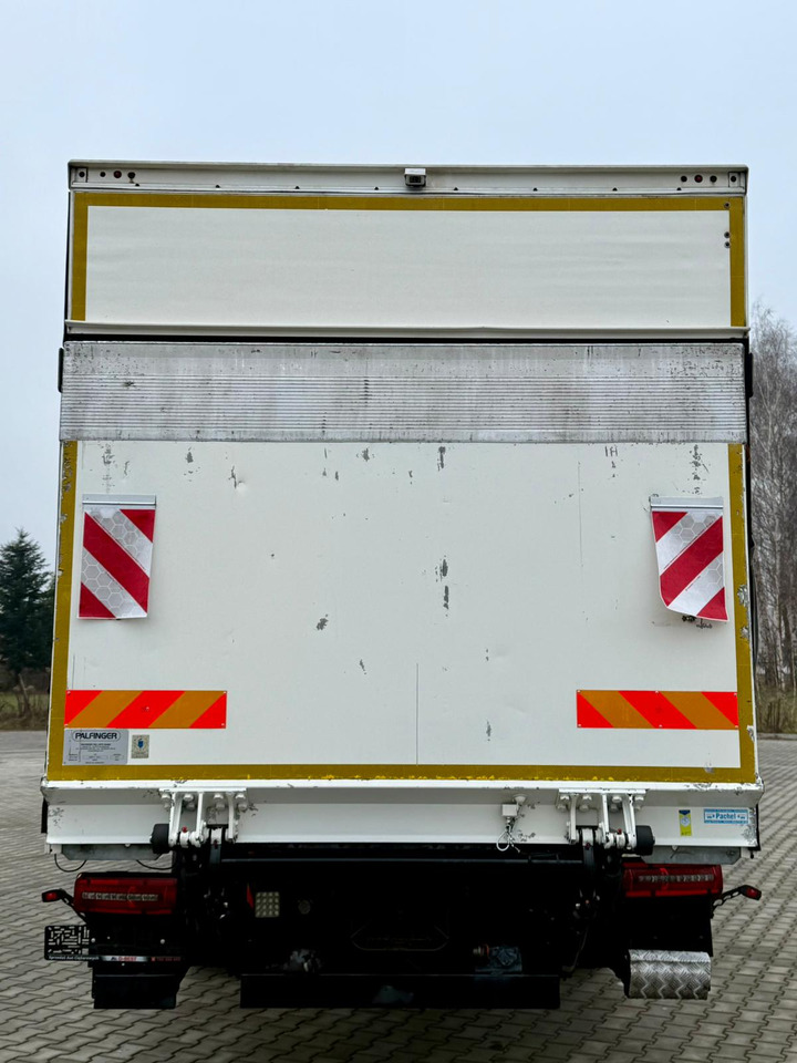 MAN TGM 15.290 / IZOTERMA / WINDA / 18 PALET / AUTOMAT / SYPIALKA / - Camion isothermique: photos 5 MAN TGM 15.290 / IZOTERMA / WINDA / 18 PALET / AUTOMAT / SYPIALKA / - Camion isothermique: photos 5