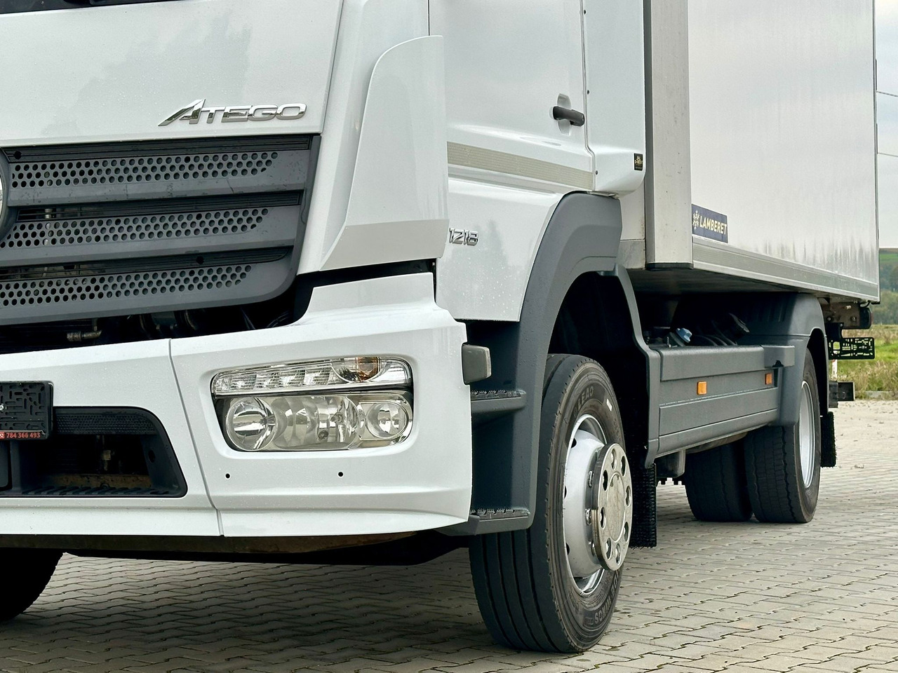 MERCEDES-BENZ ATEGO 1218 / CHŁODNIA / WINDA / 12 PALET / 5.10 M DŁUGOŚCI / AUTOMAT / LAMBERET / 5090 KG ŁADOWNOŚCI — crédit-bail MERCEDES-BENZ ATEGO 1218 / CHŁODNIA / WINDA / 12 PALET / 5.10 M DŁUGOŚCI / AUTOMAT / LAMBERET / 5090 KG ŁADOWNOŚCI: photos 16