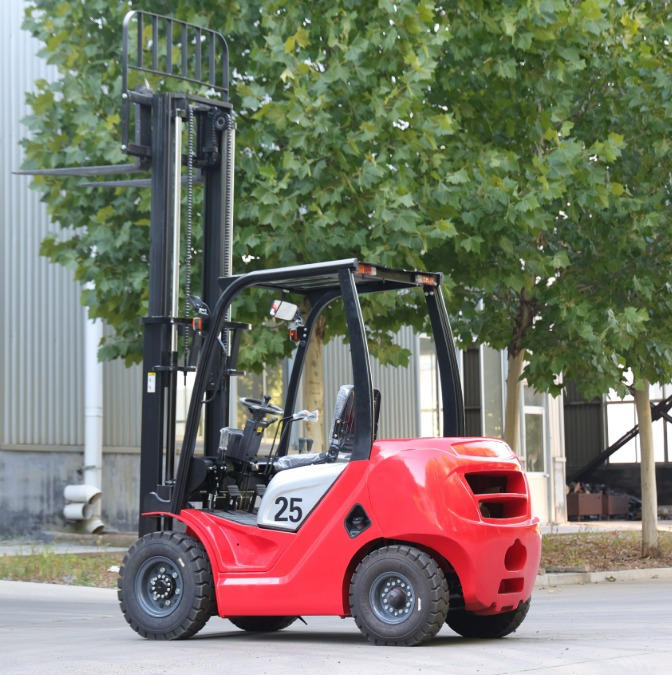 Müller Machinery MFD 25 - Chariot élévateur diesel: photos 5 Müller Machinery MFD 25 - Chariot élévateur diesel: photos 5