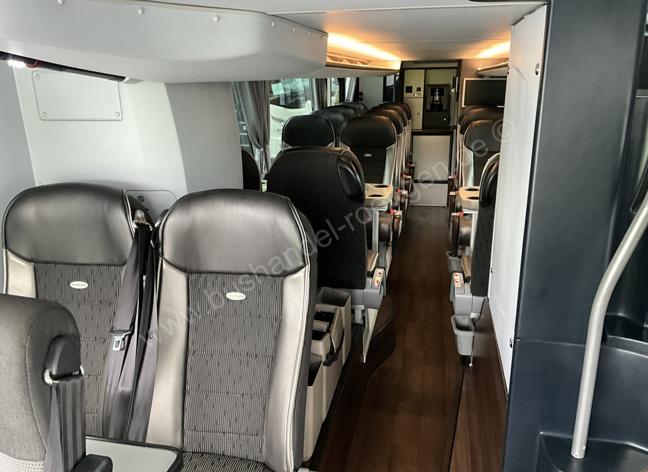 Bus à impériale Neoplan Skyliner L: photos 10