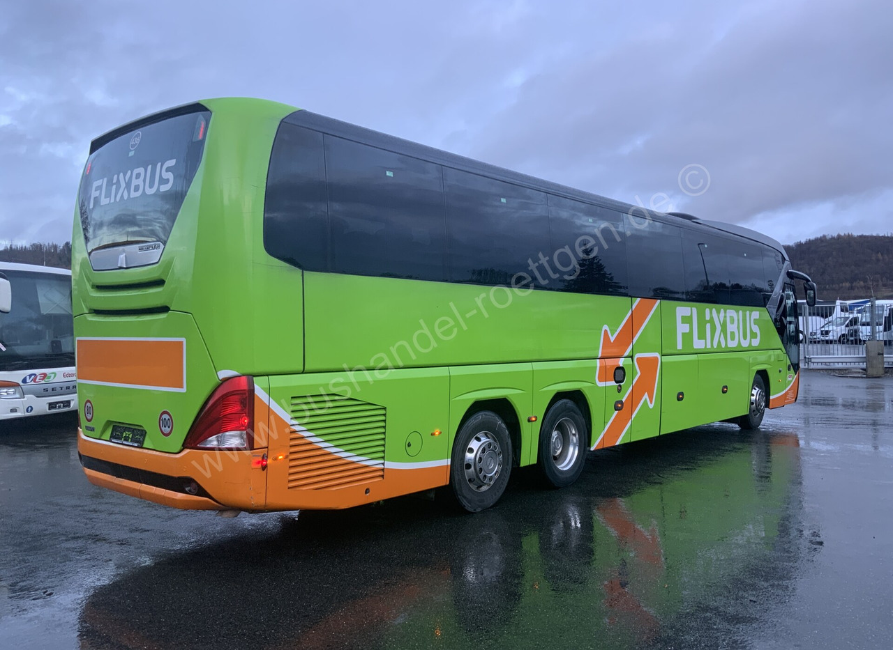 Neoplan Tourliner L - Autocar: photos 4 Neoplan Tourliner L - Autocar: photos 4