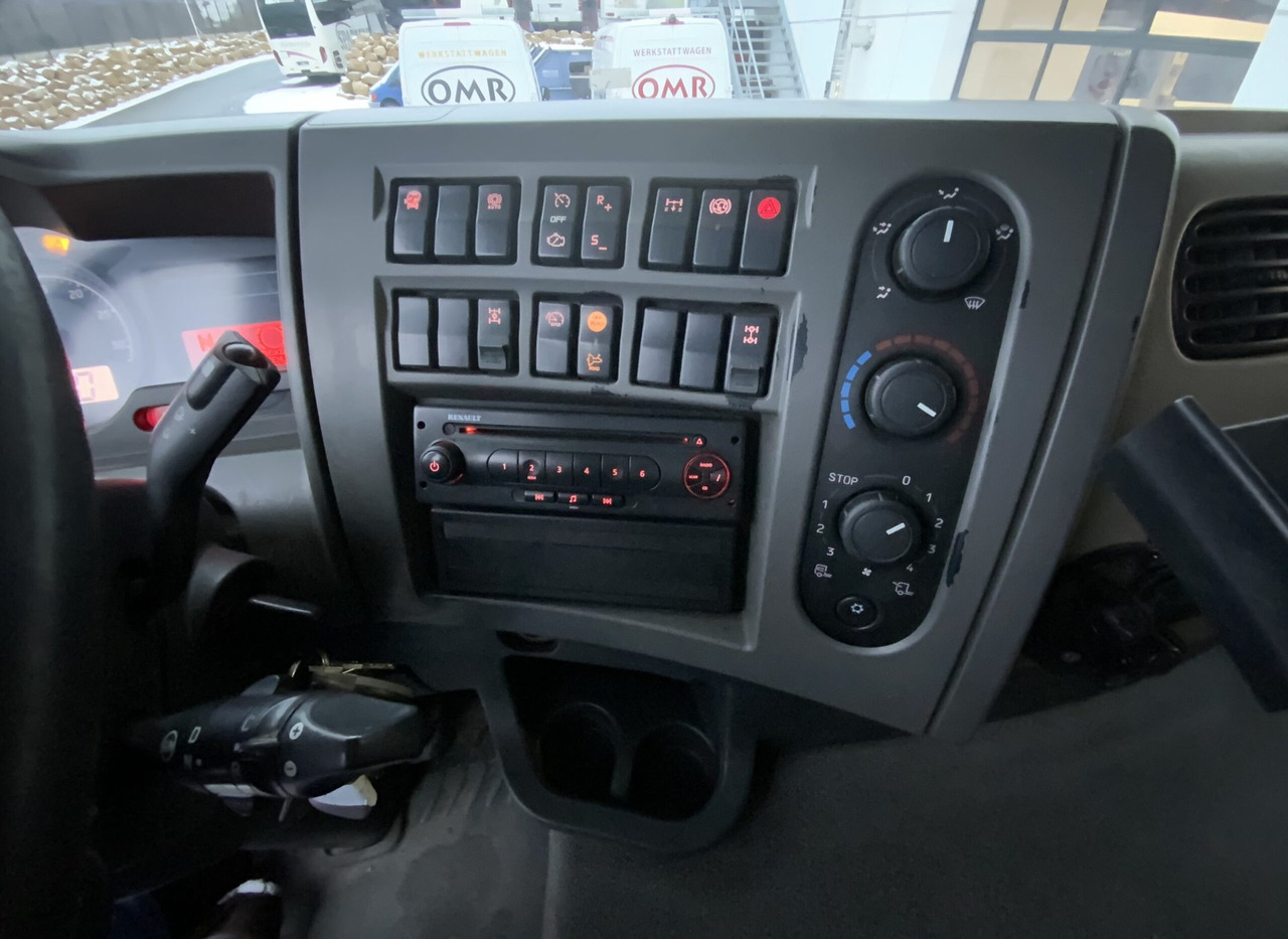 Camion benne Renault Premium 460.32 8x4 Dxi: photos 20 Camion benne Renault Premium 460.32 8x4 Dxi: photos 20