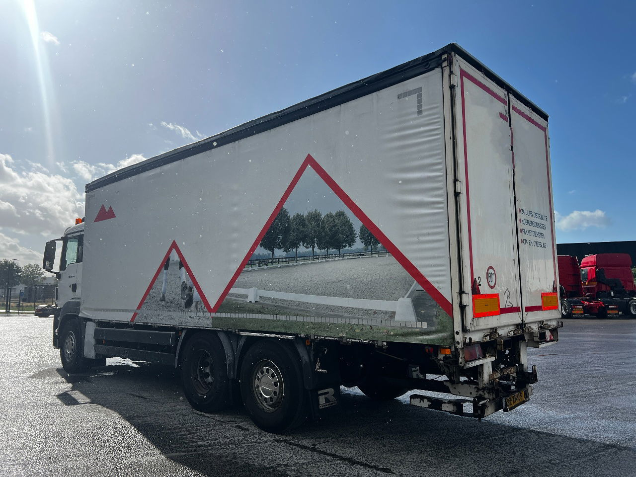 MAN TGS 26.400 6x2, Euro 5 - Camion à rideaux coulissants: photos 4 MAN TGS 26.400 6x2, Euro 5 - Camion à rideaux coulissants: photos 4