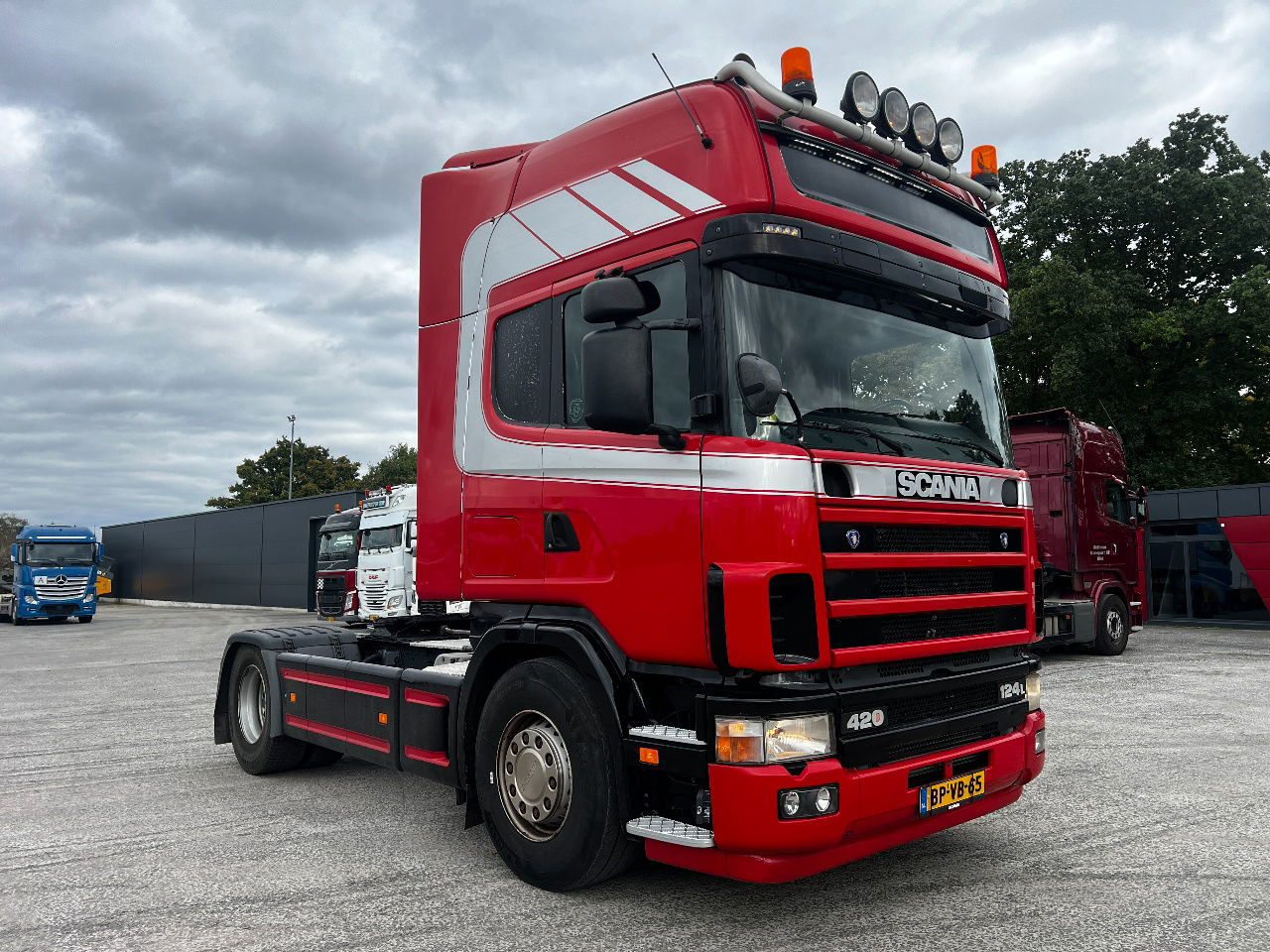 Scania R124-420 Topline, Manual, Retarder - Tracteur routier: photos 2 Scania R124-420 Topline, Manual, Retarder - Tracteur routier: photos 2