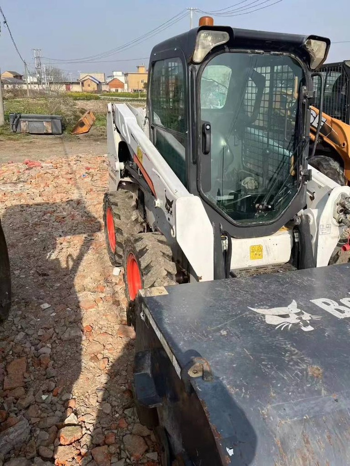Bobcat S 550 - Chargeuse sur pneus: photos 5 Bobcat S 550 - Chargeuse sur pneus: photos 5